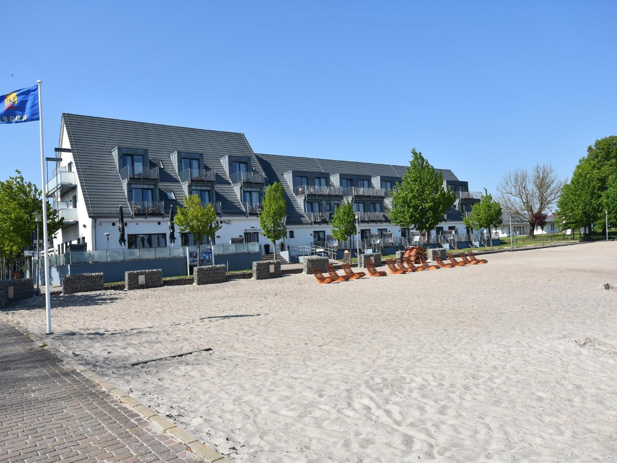 Pretty Apartment In Wiek With Garden Wiek auf Rügen エクステリア 写真