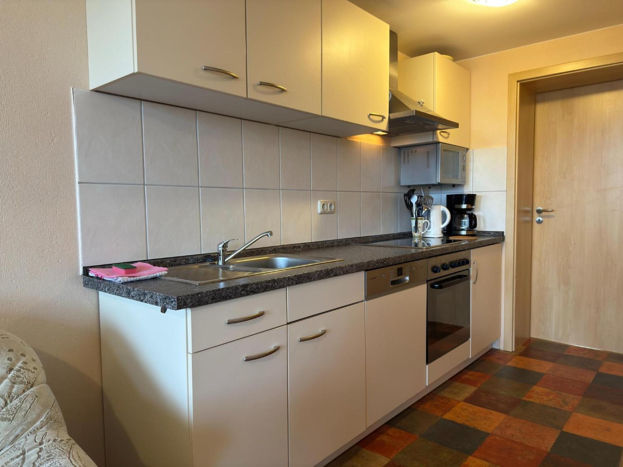 Pretty Apartment In Wiek With Garden Wiek auf Rügen エクステリア 写真