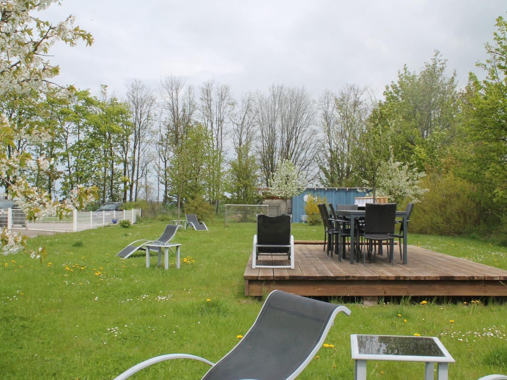 Pretty Apartment In Wiek With Garden Wiek auf Rügen エクステリア 写真