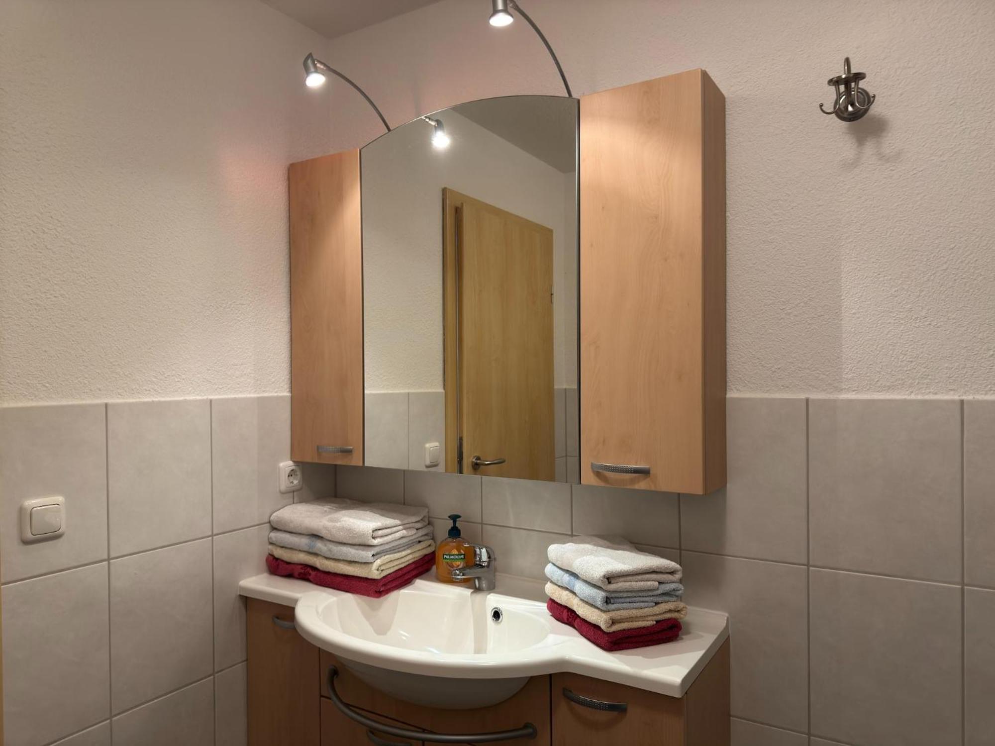Pretty Apartment In Wiek With Garden Wiek auf Rügen エクステリア 写真